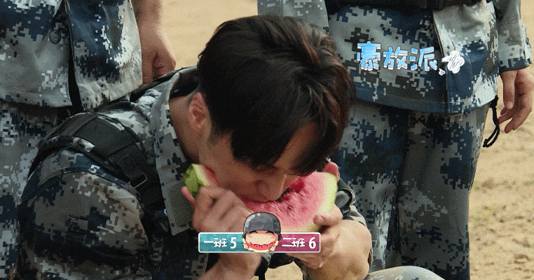 黄子韬机场晕倒无意识!真正男子汉中被wuli涛涛实力圈粉?