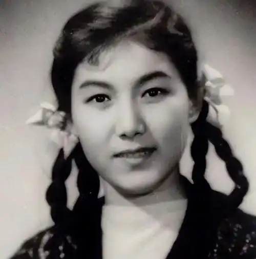 "丑娘"张少华:人丑心更丑,年轻时作恶多端,晚年风水轮流转