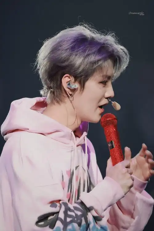 鹿晗狗啃式刘海#什么发型都是我的可爱宝宝!星期五来看可爱小粉02