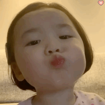 黄夏温表情包动图