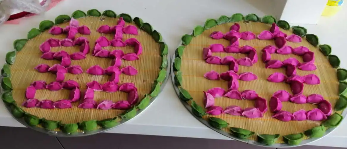 上马饺子,双喜临门.