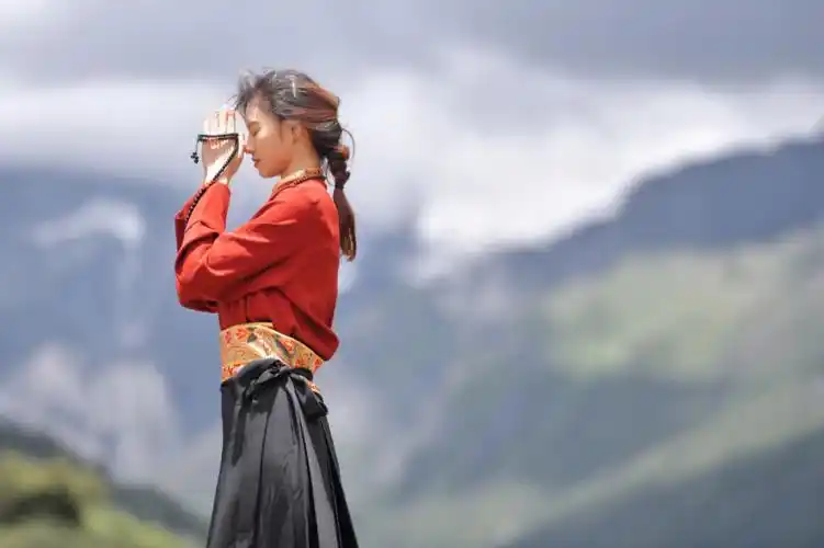 916在四姑娘山拍摄藏式写真是种什么体验