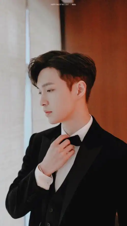 爱豆侧颜区风景大赏##张艺兴我是唱作人2