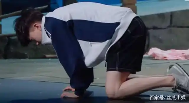 《我就是演员2》费启鸣获评演技超李现,科班出身是否定演技好坏