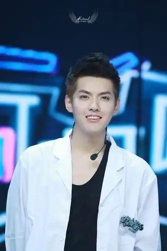 2015吴亦凡快乐大本营 录制_高清图片大全-爱豆app