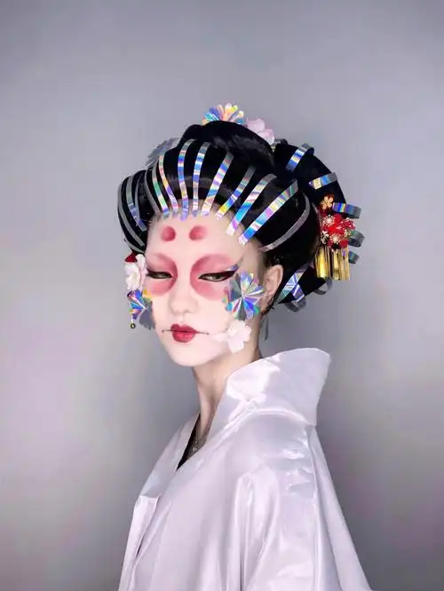 创意妆 | 点线面的应用 | 赛博花魁