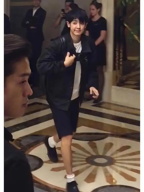 朴灿烈  #灿烈  #exo朴灿烈  #女友视角  #做梦素材  #我的日常是朴