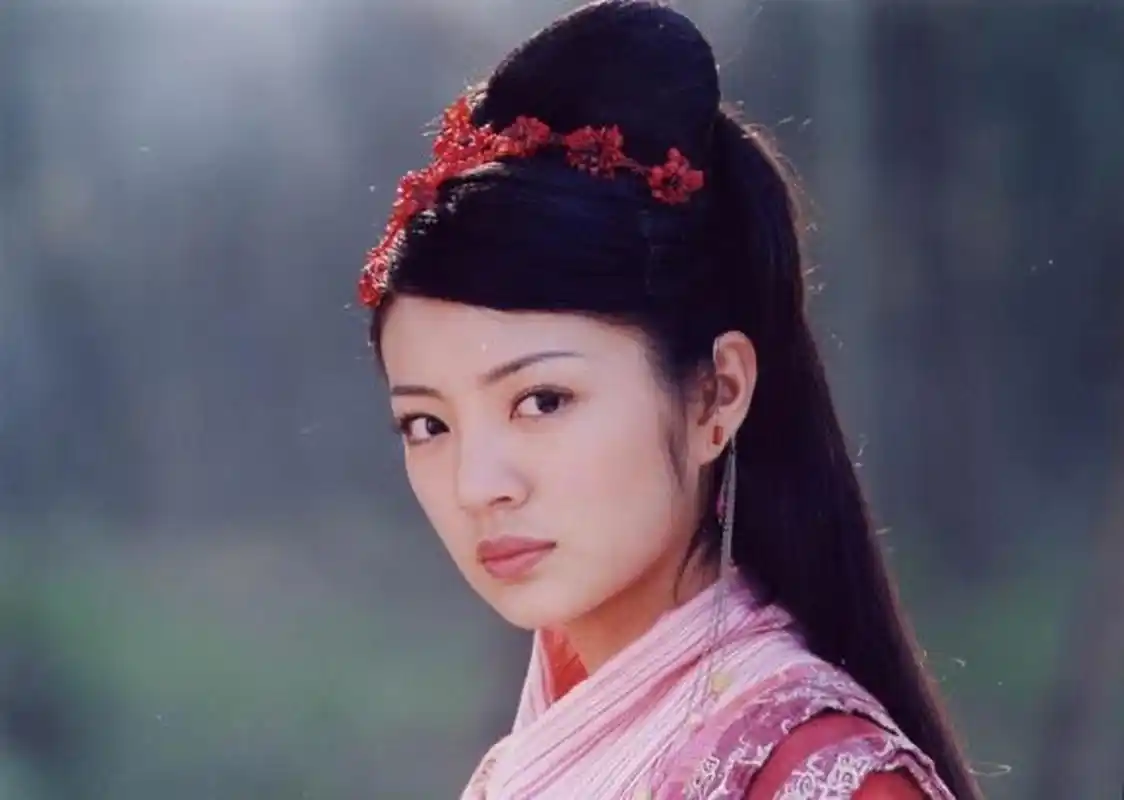 安以轩之林月如,《仙剑奇侠传》中南武林盟主林天南的独生女儿,自幼习