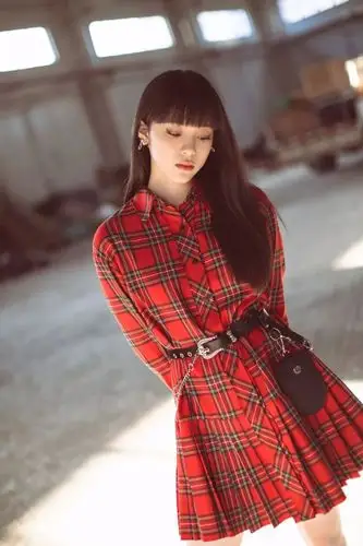 彩虹屁乐队的夏天也是欧阳娜娜的酷女孩时装秀