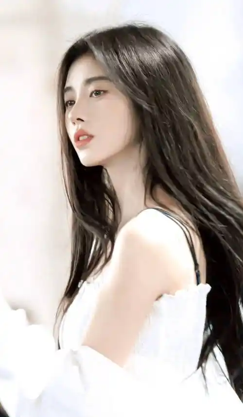 鞠婧祎不愧是四千年女子,没身材也这么好看_魅力_气质_舞台