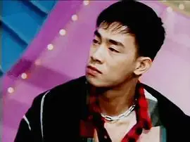 陈小春的青葱岁月考古中评论的图片更帅还奶