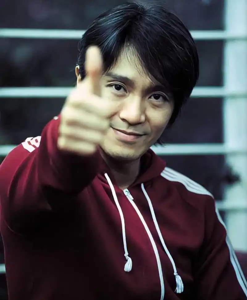 57岁的周星驰被爆已秘密结婚,星爷助理一句话让大家真相大白!