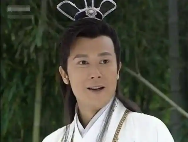 曾是电视当红男明星,患病后生活不能自理,47岁未婚却养育4子_王灿_小