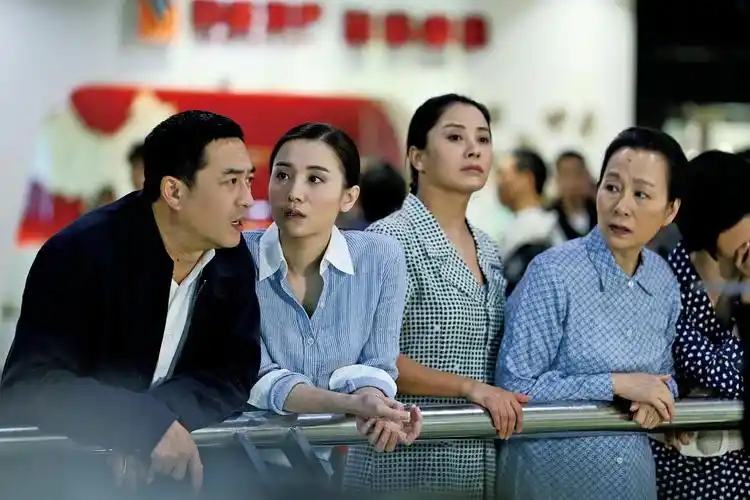 爷们儿官方剧照剧照图片