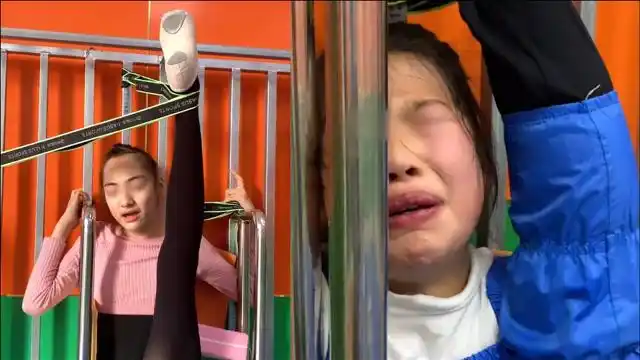 女孩学舞蹈压腿边哭边数数分散"痛感",网友:有梦想谁都了不起!