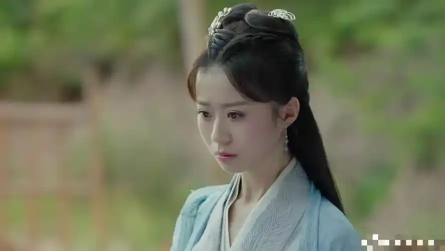 她是林心如的干女儿,于正御用童星演技好,今却沦为18线太可惜_董慧