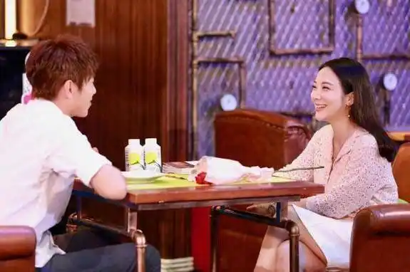 世纪佳缘美女嘉宾徐芳《我们相爱吧》遇浪漫痴情男