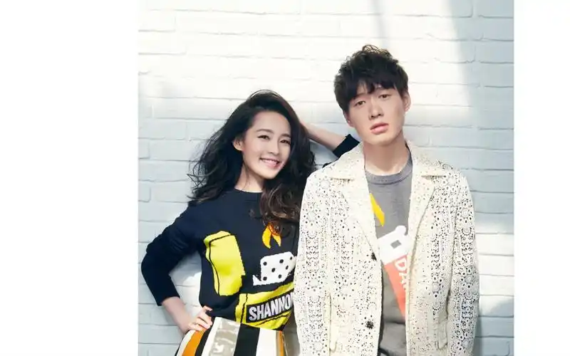 【时尚芭莎】160219 时尚芭莎拍摄花絮 清新夫妇(魏大勋x李沁)