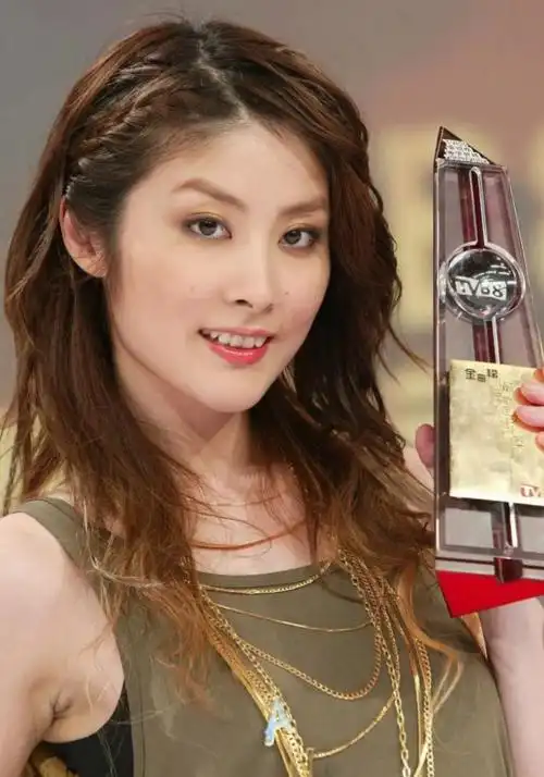 什么叫真正的冻龄你不如来看看48岁的陈慧琳