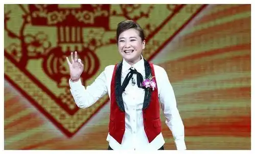 贾玲被举报抄袭,春晚小品与韩国综艺相似,却称其无伤大雅