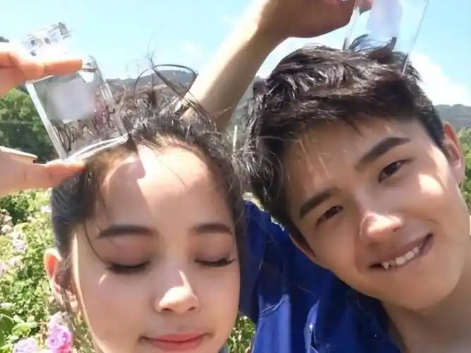 原创欧阳娜娜首次回应当初喊陈伟霆爸爸事件王珞丹说了也没用