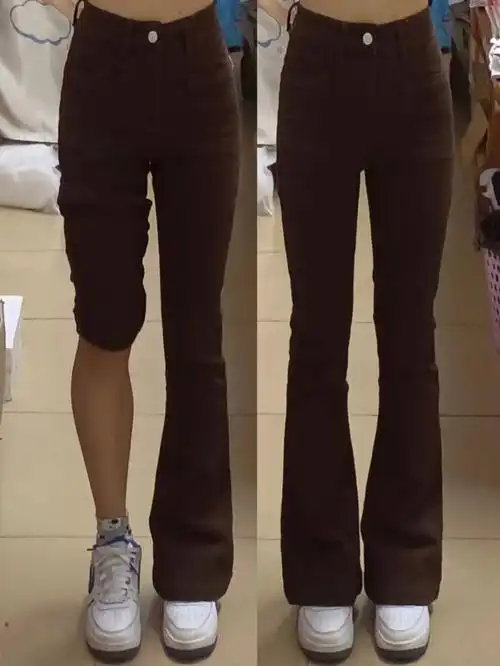 裤子是那种软软的有弹力的牛仔面料,不会变形,做了二十个起蹲不会鼓包