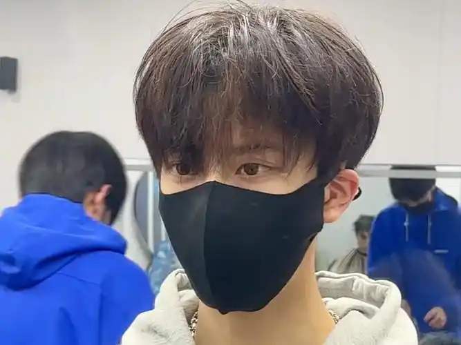 南京男士理发南京男生理发店 南京理发店 南京男士发型设计 南京男士