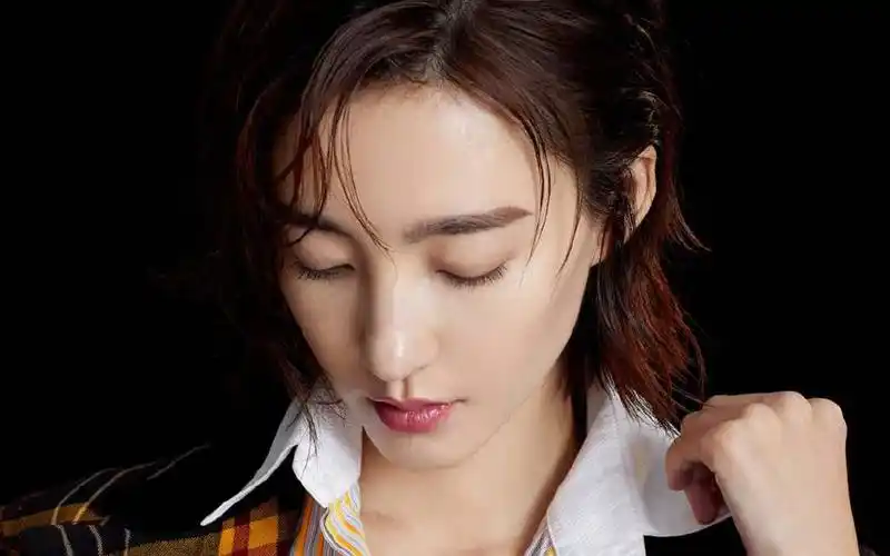 王丽坤时尚写真桌面壁纸