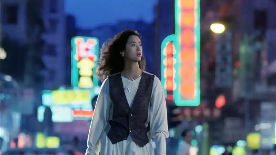 1990天若有情之追梦人乖乖女就这么穿赛博朋克的香港夜景吴倩莲