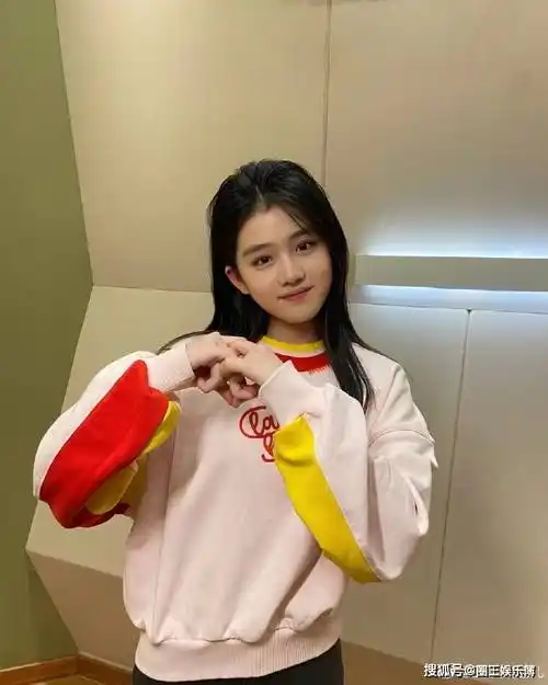 大红时被指是父母摇钱树,记得"张乐童"王亭文?