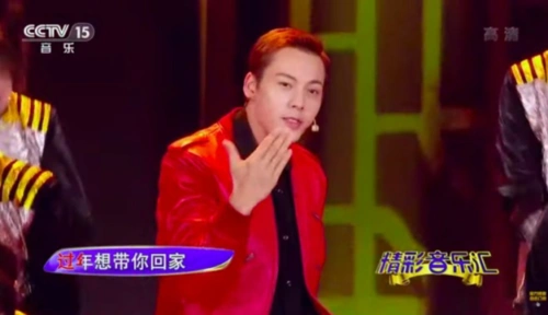 春晚2021陈伟霆五度登台不跳舞自爆家人必收看兼问题多多