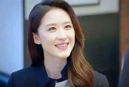 【图】张雯克拉恋人照片腹黑霸气 负面角色招来骂名其宽容以待