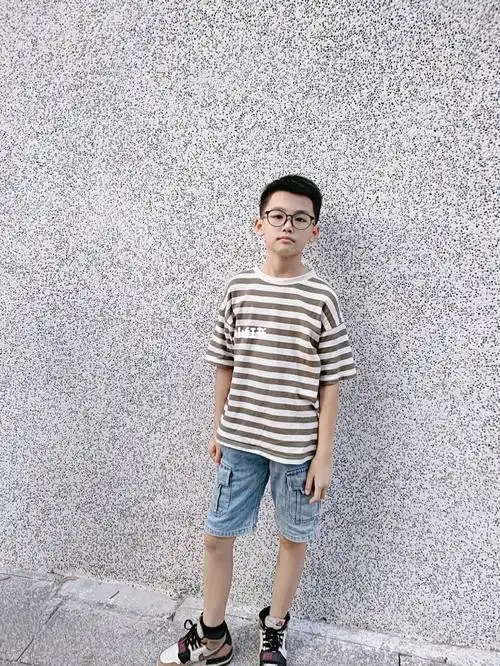 9岁男童优闲穿搭