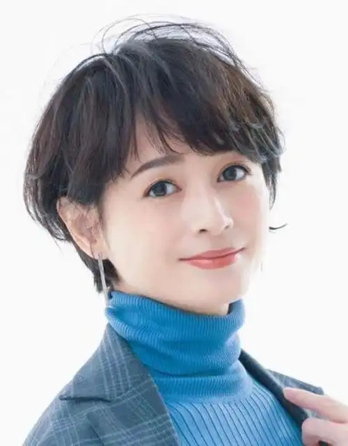 女人50岁以后发型决定气质建议远离大妈头这些更洋气减龄