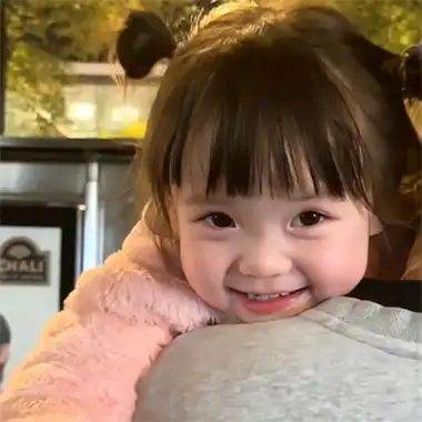 呆萌可爱的小女孩头像超级温馨 优质又很吸引人的小女孩头像合集