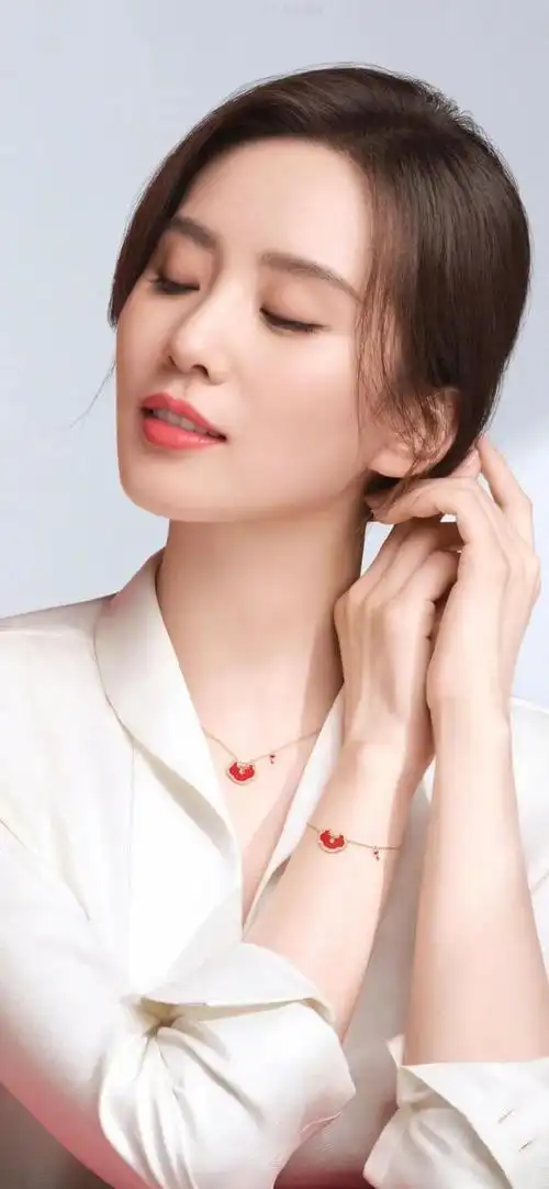 高贵优雅,美若天仙,刘诗诗高清美图