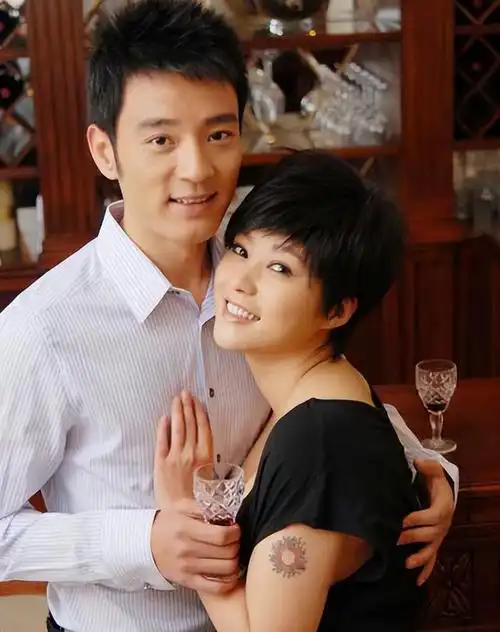 娱乐圈生双胞胎的10位明星,最后三位竟然是龙凤胎!可太幸福了!