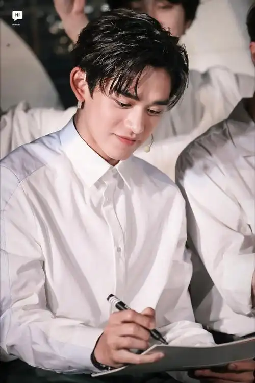 黄旭熙##黄旭熙舞台王者