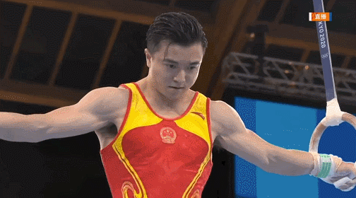 魅邪微笑火出圈刘洋赛中表情酷似经典电影反派