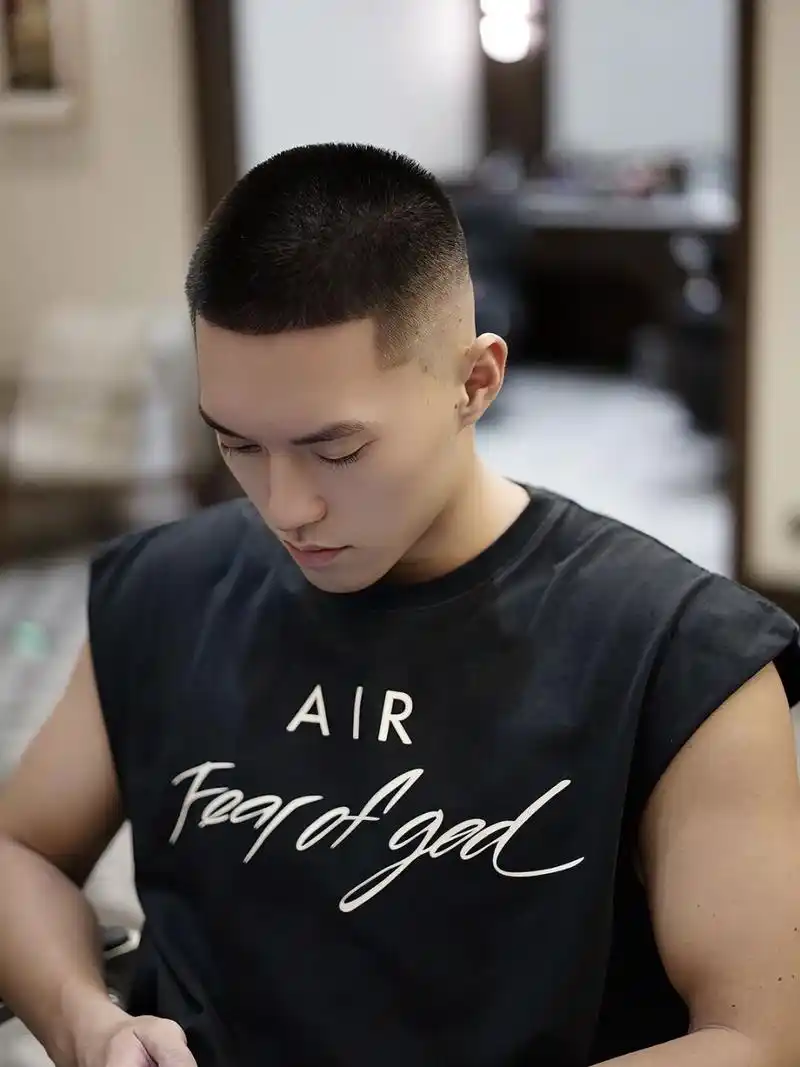 美式圆寸 最细致的美式圆寸攻略!圆寸据说是每个男生都想挑战的发型!