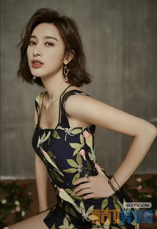 张俪个人经历 张俪个人资料简介  张俪写真,杂志,街拍,生活照,活动照