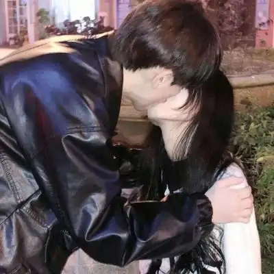 好看的超甜情人头像,情侣头像图片-回车桌面