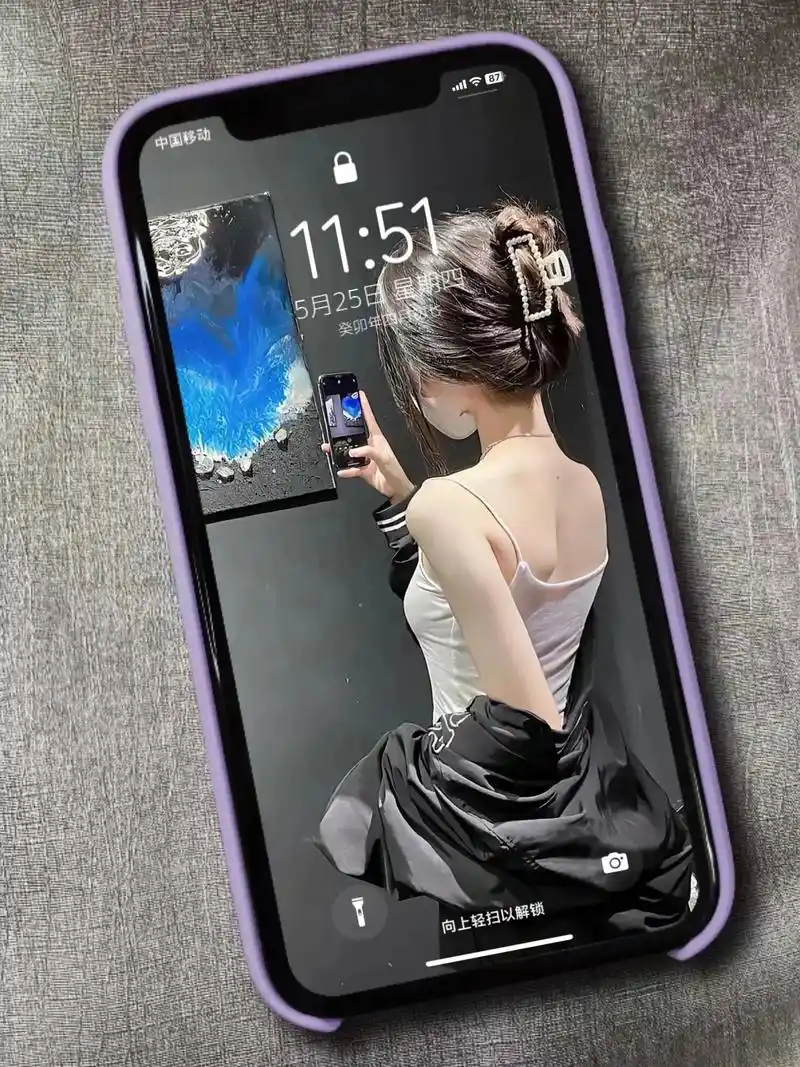 超养眼的ins风高级感锁屏美女壁纸#屏保该换了系列 #美女壁 - 抖音