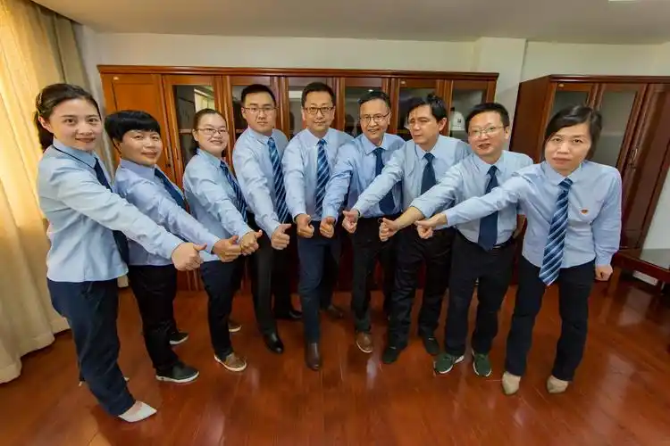 办公管理人员合照