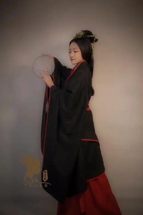 【欣赏】一顾倾人国——汉代女子造型