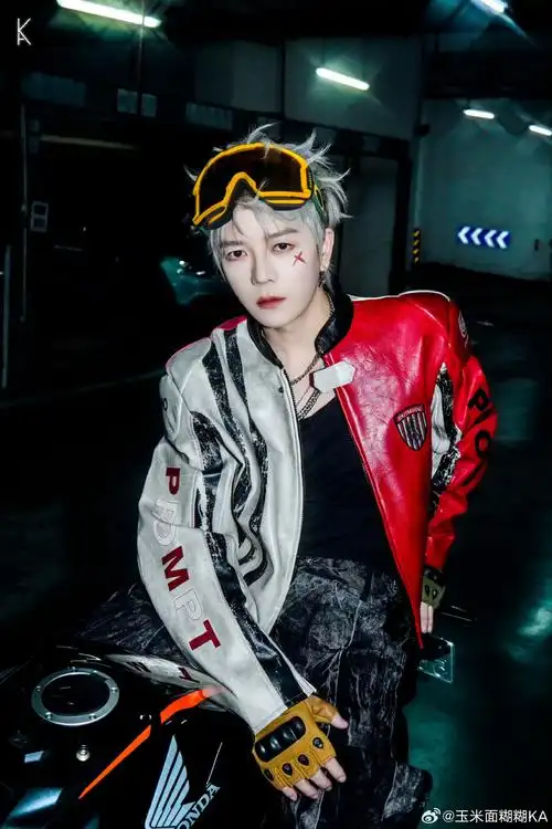 🦖 当曙光划破了黑暗,当滴汗穿透土壤,当天荒已消