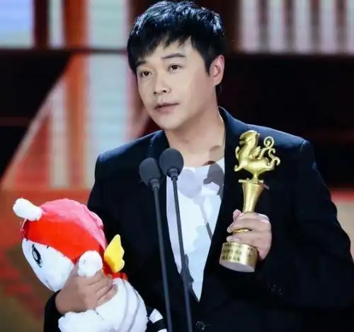 佟丽娅陈思诚:和气没撕没吵,一起养儿子,挺圆满的结局