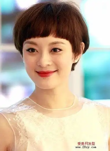 孙俪圆脸齐刘海短发波波头发型