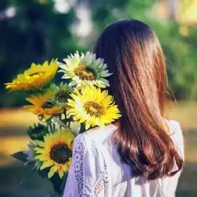 122张女生背影图片头像大全 高清好看的后背图片唯美头像女生_女生