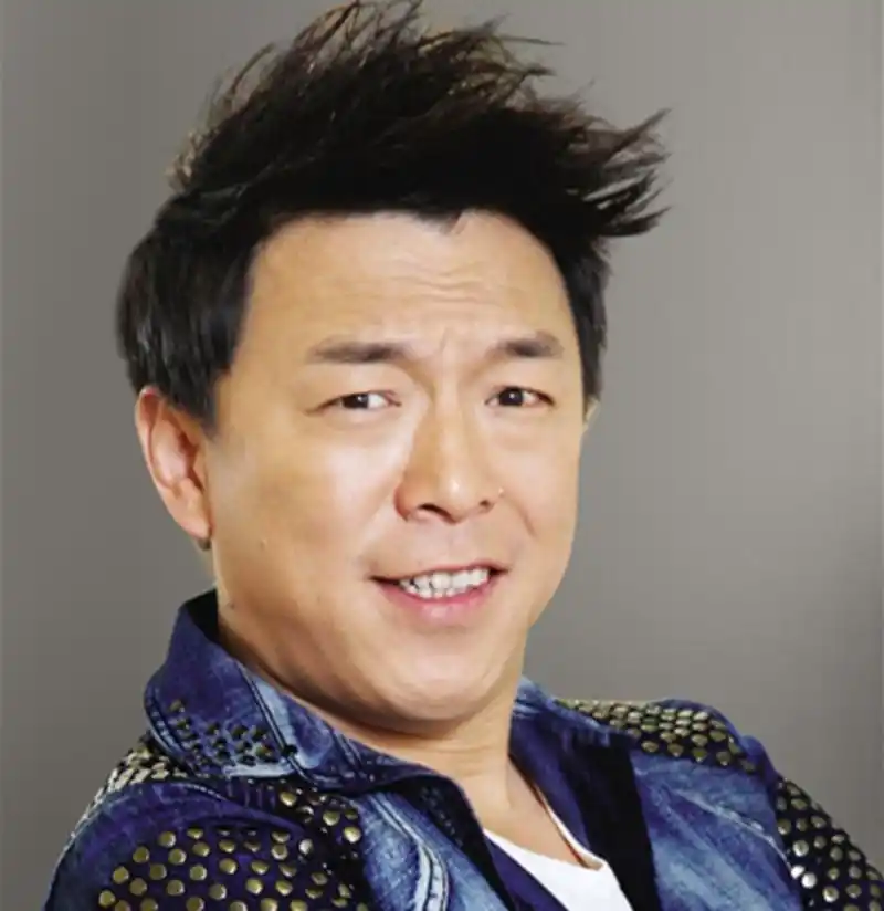 我敢保证黄渤绝对没有整过容,虽然都说黄渤丑,但是这才是男人该有的